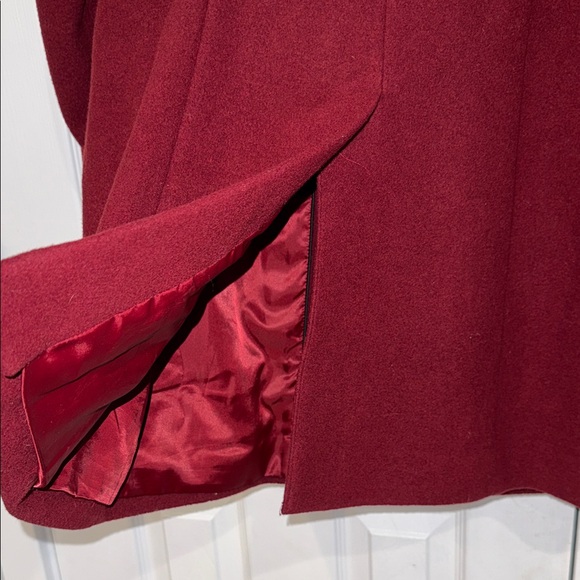 Lady day coat with jeweled buttons Wool Blend Coat size S - Picture 8 of 10